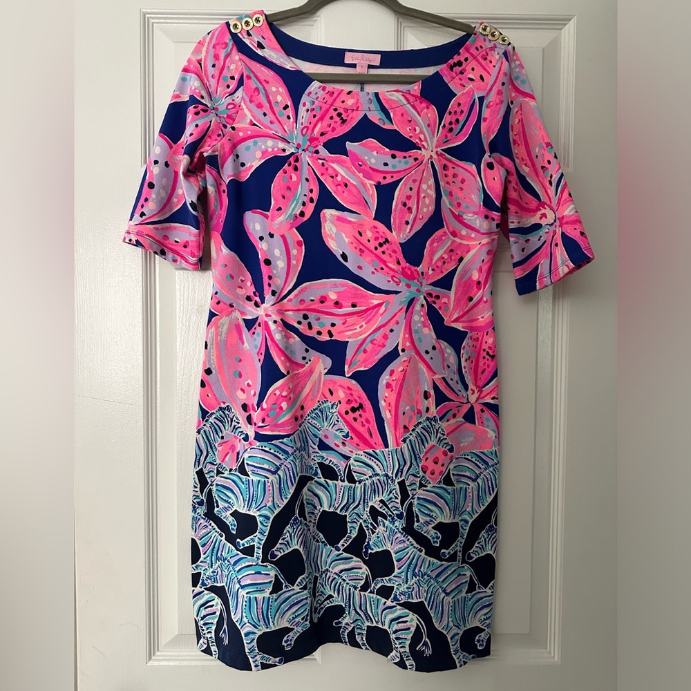Lilly Pulitzer beautiful bright colored dress with gold buttons on shoulder.